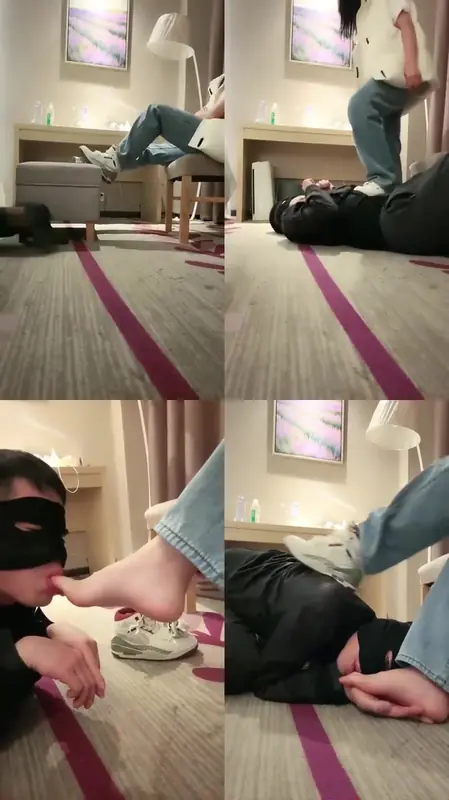 乔伊S-白棉袜爆拆足深喉堵嘴_沉浸式舔闻素人姐姐的运动鞋白袜【文文文文】