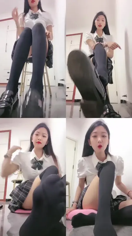 小樱S-第一视角-学姐检查作业