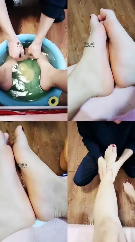 乂乂S-我和儿子的日常下跪伺候主人沐足