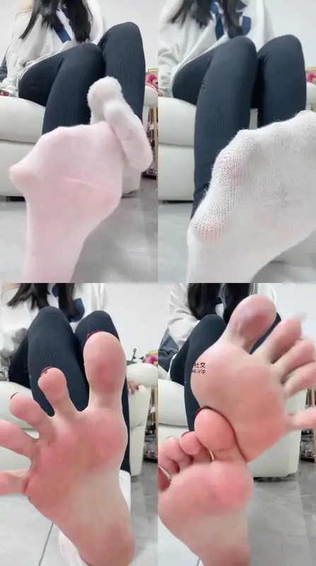 酥酥domS-第一视角-瑜伽裤白袜裸足灯